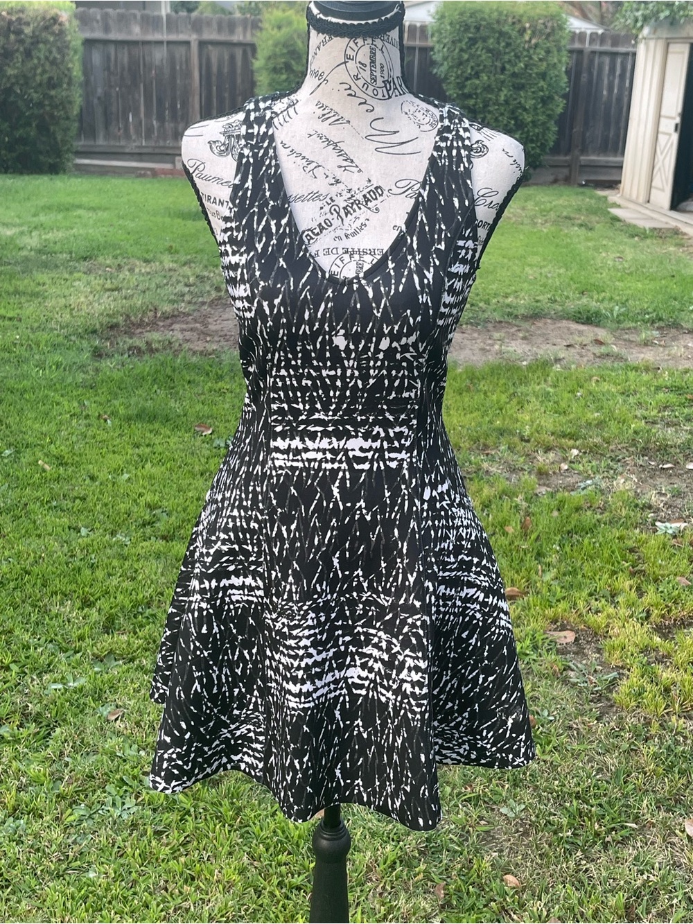 🖤 Abercrombie & Fitch Abstract Skater Dress 🖤